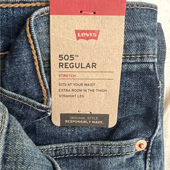 *NWT* Levi’s 505™ Classic Straight Leg Jeans - 34" x 30" - Picture 3 of 7